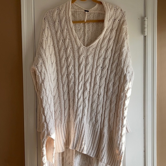 FREE PEOPLE CREAM SWEATER - Picture 1 of 2